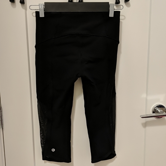 Lululemon luxtreme legging with mesh - Picture 2 of 3